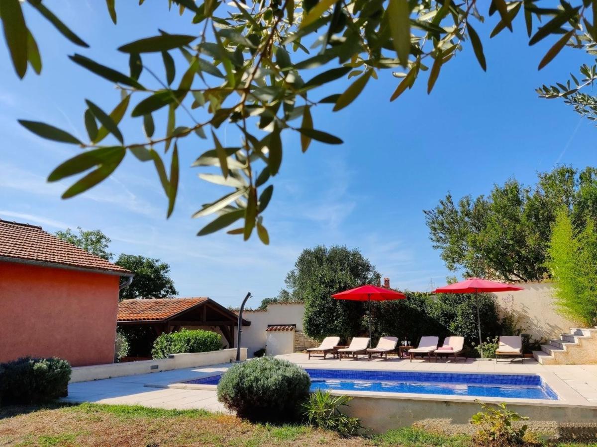 Apartments Villa Sabina PUY 외부 사진